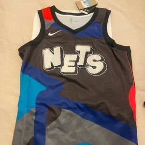 Men’s Nike Brooklyn Nets KAWS City Edition Jersey - Size M - NEW w/ TAGS
